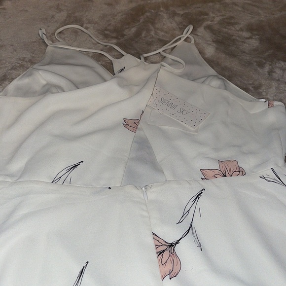 Mini Dress - White with Pink Flowers - Picture 5 of 6